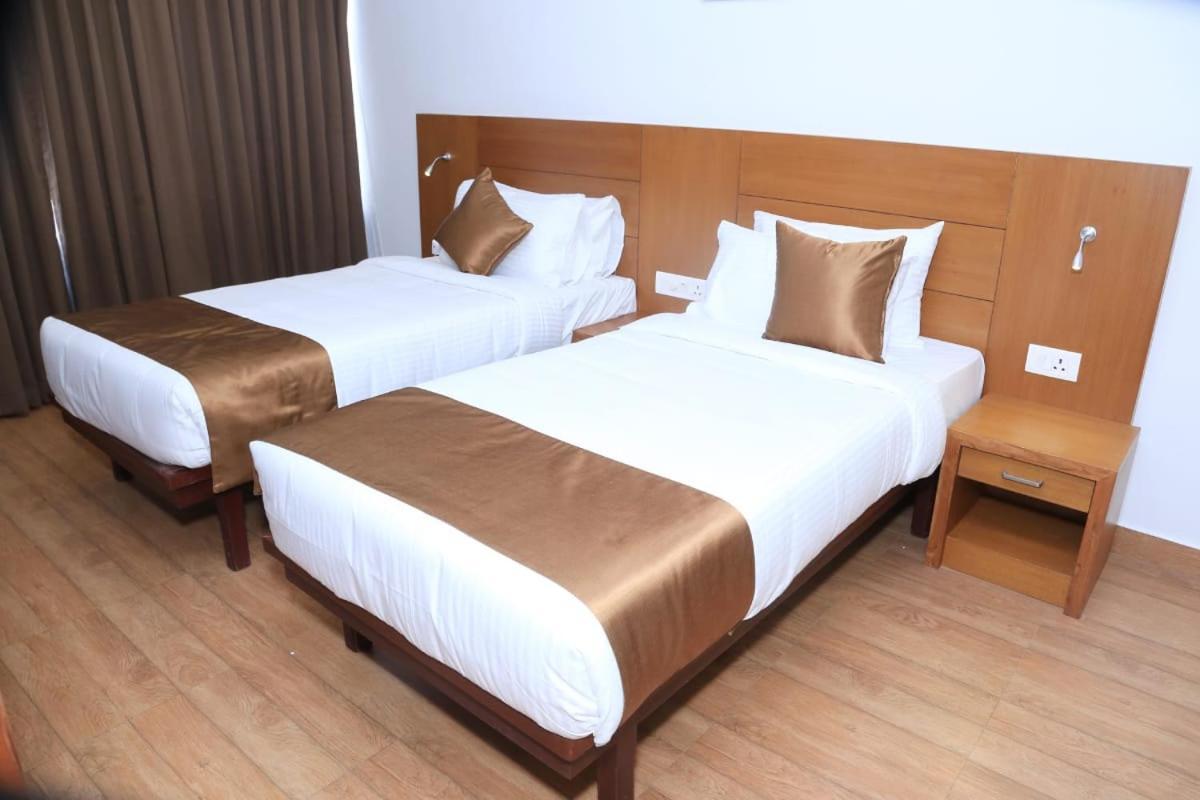 ثيروفالّا Hotel Panchavady المظهر الخارجي الصورة