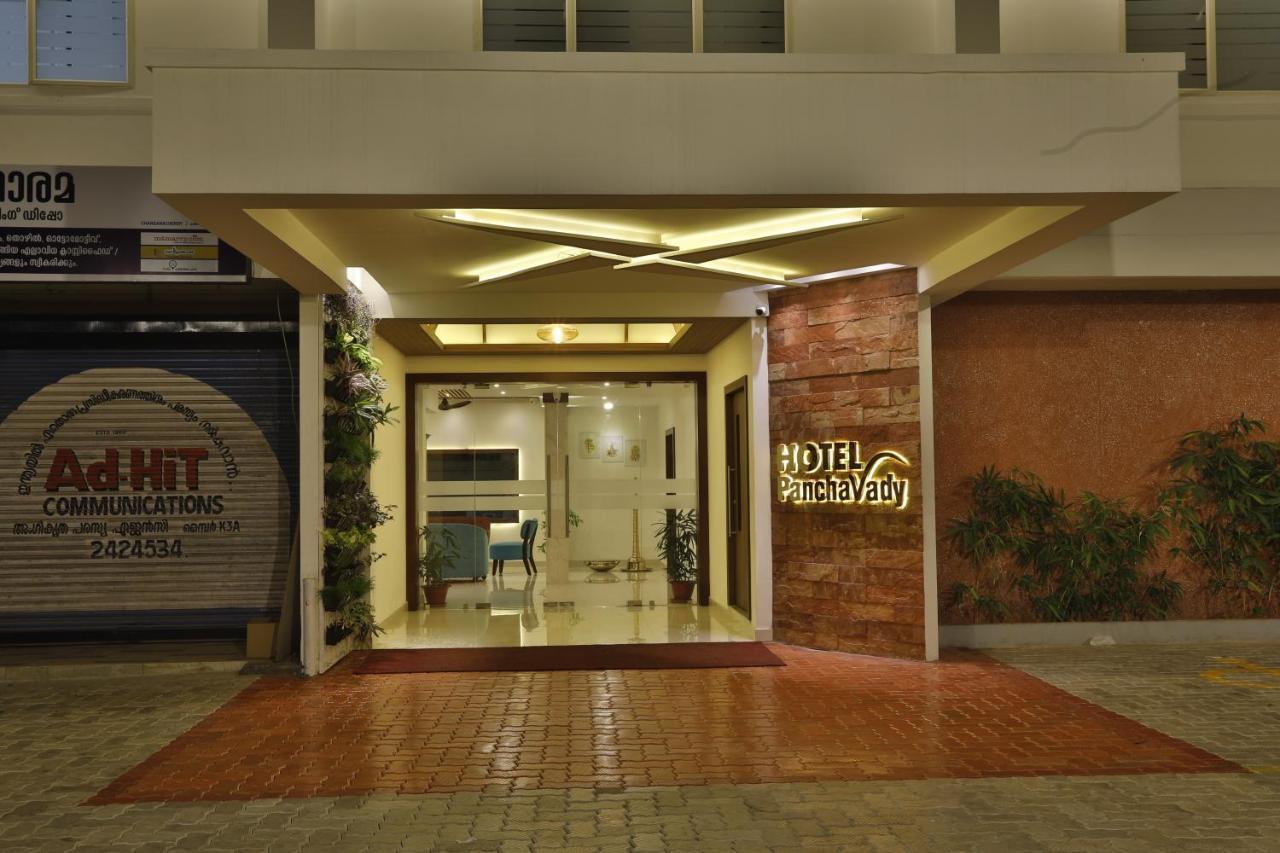 ثيروفالّا Hotel Panchavady المظهر الخارجي الصورة