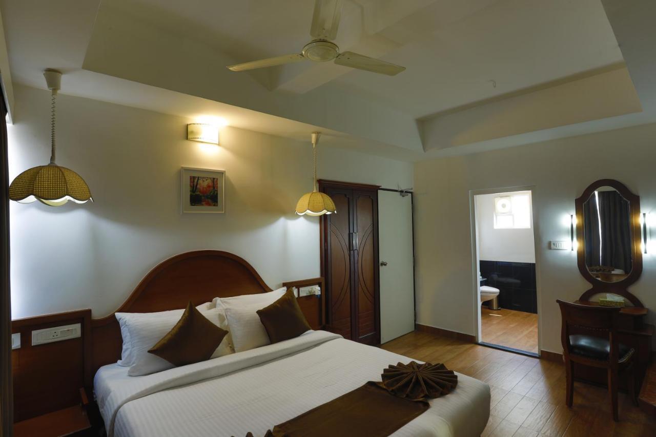 ثيروفالّا Hotel Panchavady المظهر الخارجي الصورة
