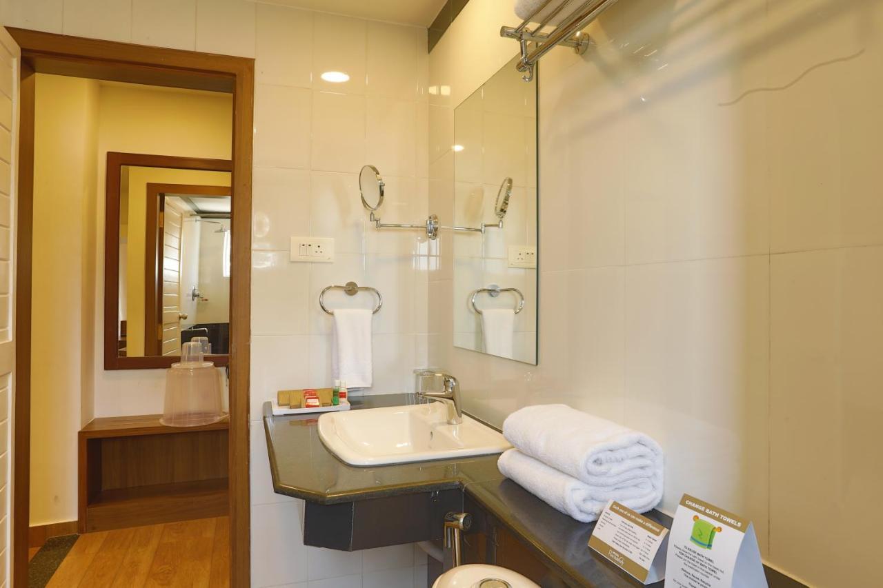 ثيروفالّا Hotel Panchavady المظهر الخارجي الصورة