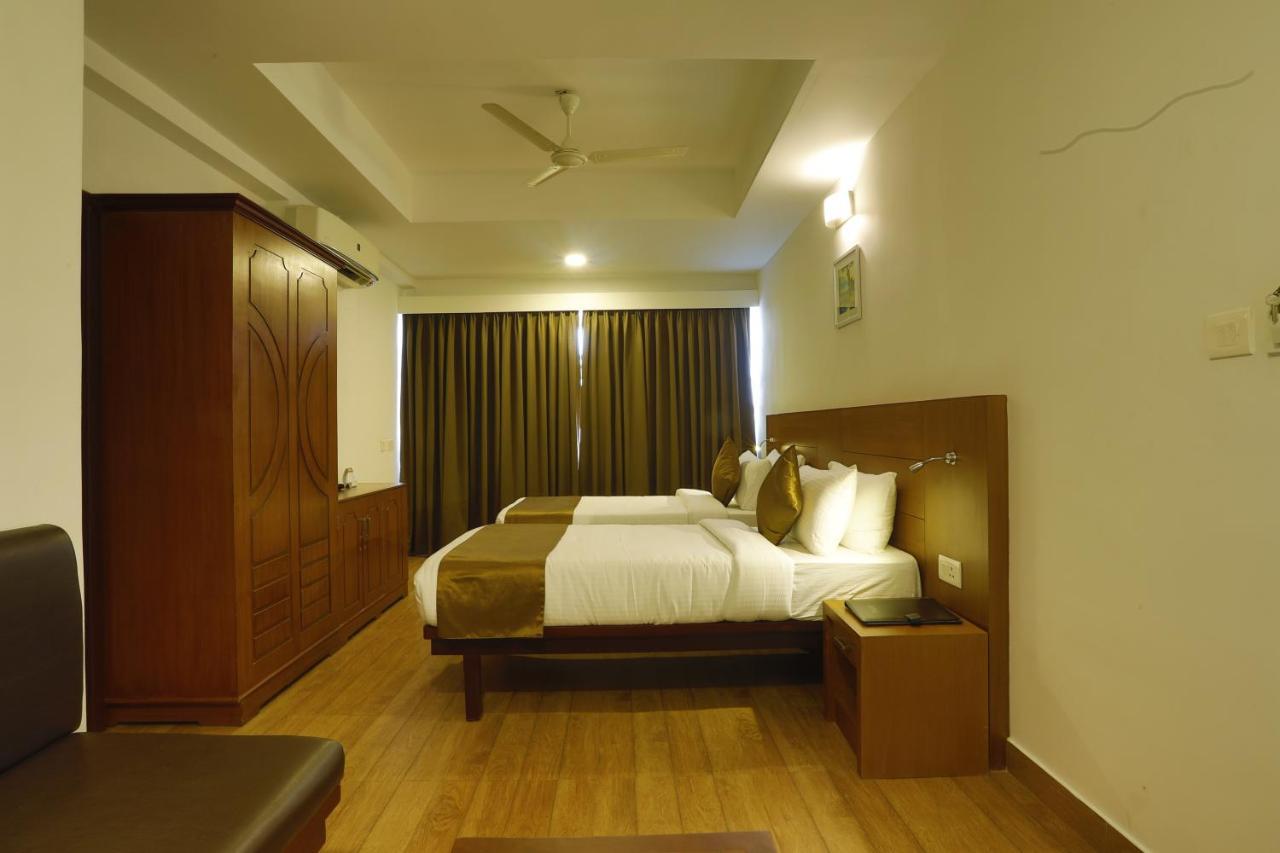 ثيروفالّا Hotel Panchavady المظهر الخارجي الصورة