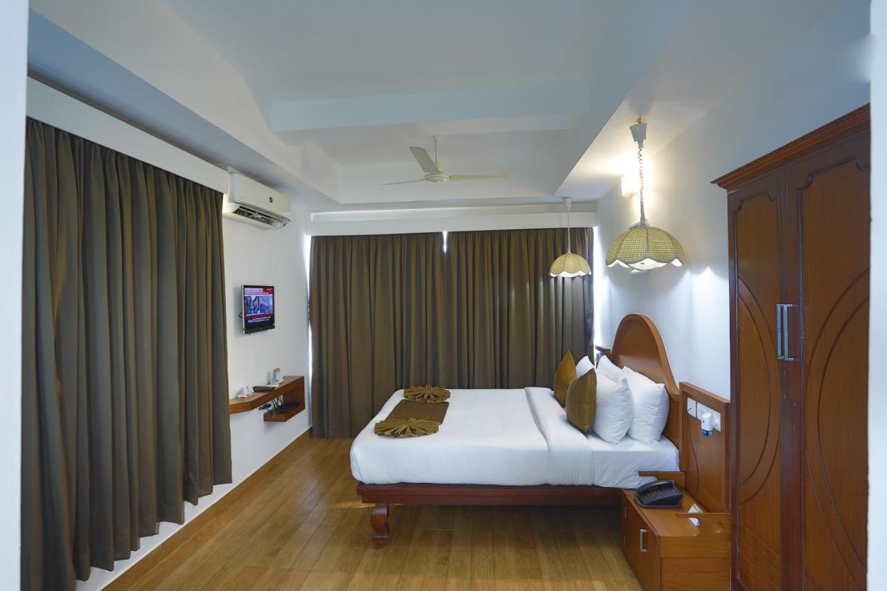 ثيروفالّا Hotel Panchavady المظهر الخارجي الصورة
